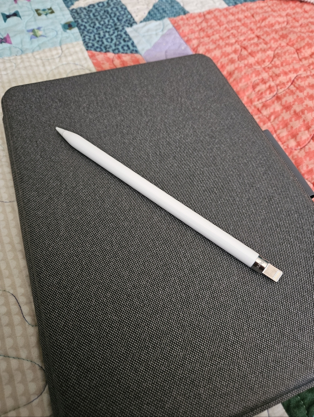 Logitech Keyboard Stand Case